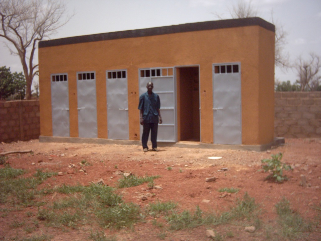 New latrines at the Collège.