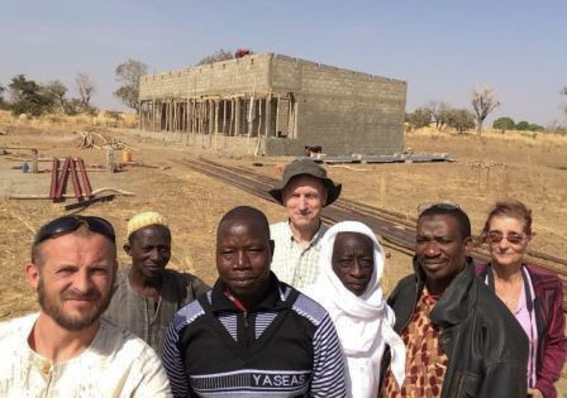On site visit by Burkinabe, SEDELAN, and ABADAS respresentatives